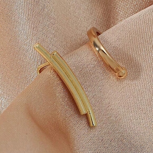 🔴𝟭𝟬/$𝟮𝟱🔴NEW Gold Climber Ear Cuff Earrings Set - Picture 4 of 7